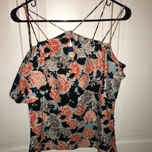 Francesca’s Floral NWT